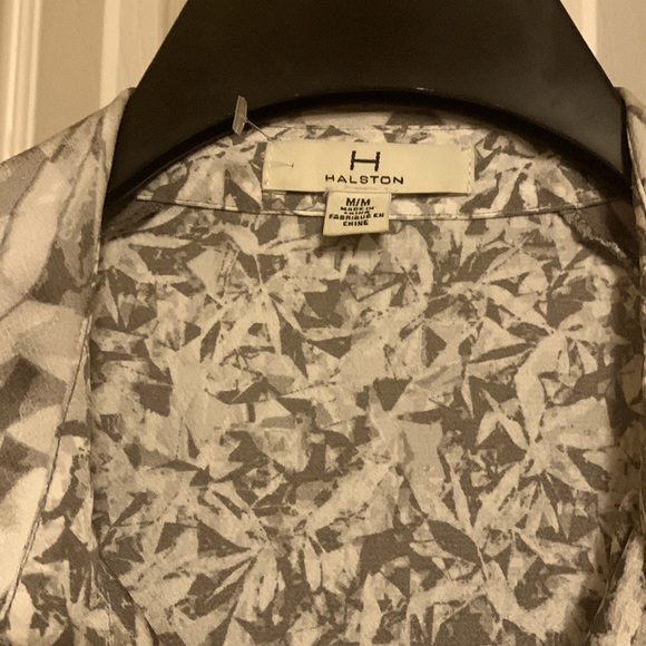 HALSTON Long Sleeve Blouse/ Gorgeous mix of Grays,Cream, and muted Silver - Picture 2 of 5